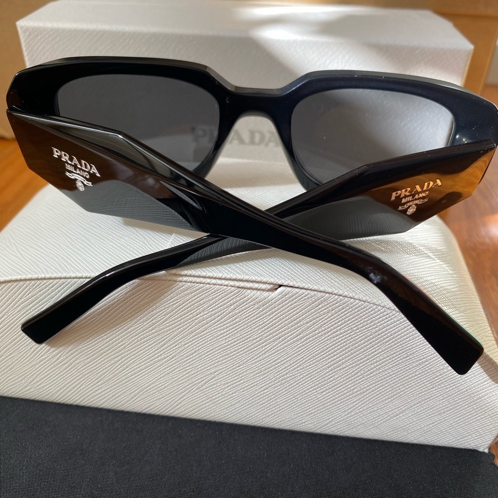 PRADA
PR 17WS - Picture 13 of 15
